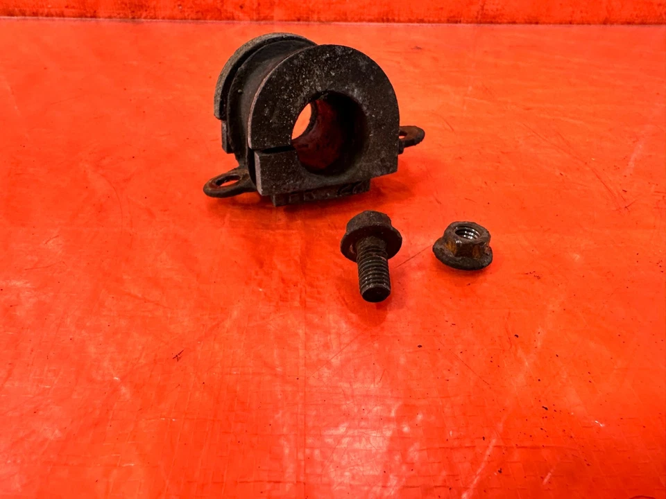 94-01 ACURA INTEGRA - FRONT SWAY BAR BUSHING BRACKET LEFT OR RIGHT OEM #281 - Image 3 of 4