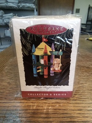 1994 Hallmark Ornament BRIGHT PLAYFUL COLORS CRAYOLA Crayon