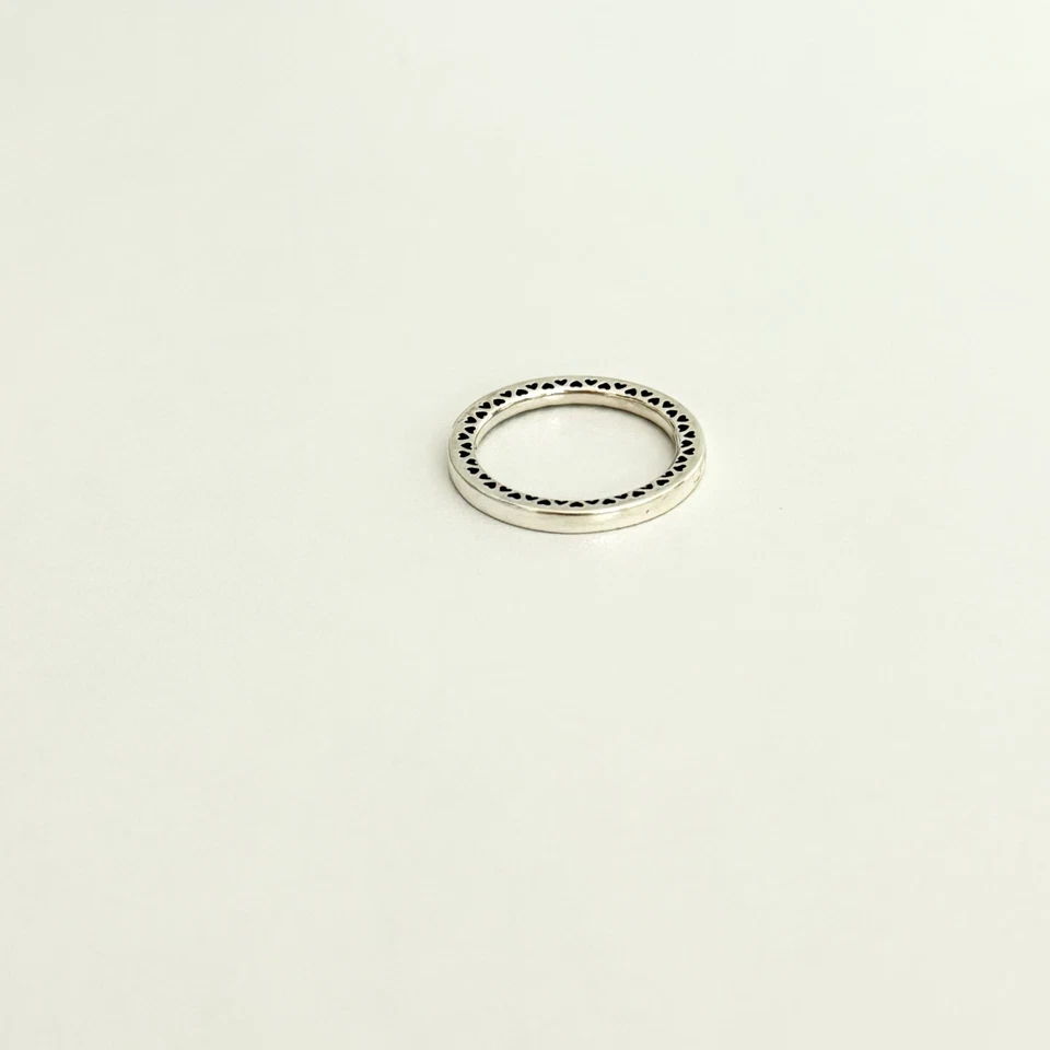 Pandora 925 Sterling Silver Classic Hearts Of Pandora Band Ring Size 7 - Image 3 of 4