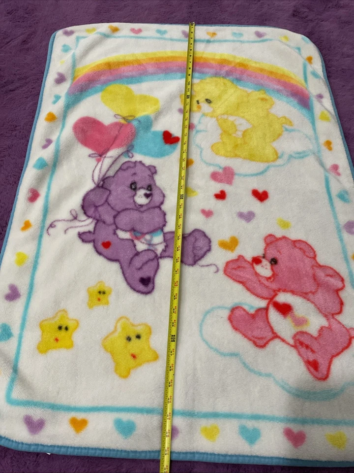 Manta Oso Cuidado De Colección Y2K Funshine Compartir Amor Arco Iris Corazón 31" x 43" Estrella Foto 3 de 4