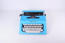 Olivetti Lettera 25 Blue, Vintage Manual Typewriter, Refurbished thumbnail