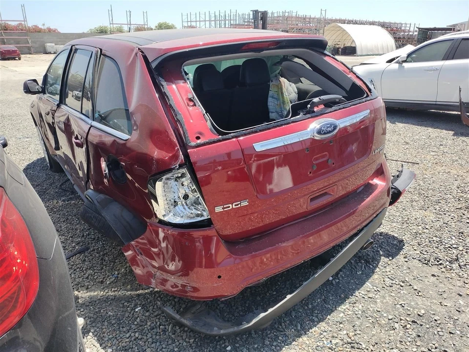 Bote de carbón de vapor de combustible Ford Edge 2013 7T4Z9D653B Foto 3 de 4