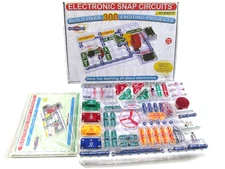 NEW Elenco Snap Circuits SC-300 Electronics Kit Learning Build Over 300 Projects