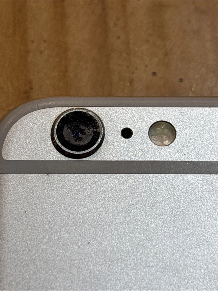 PART ONLY!! Apple iPhone A1522 Smartphone, Silver - Изображение 3 из 4