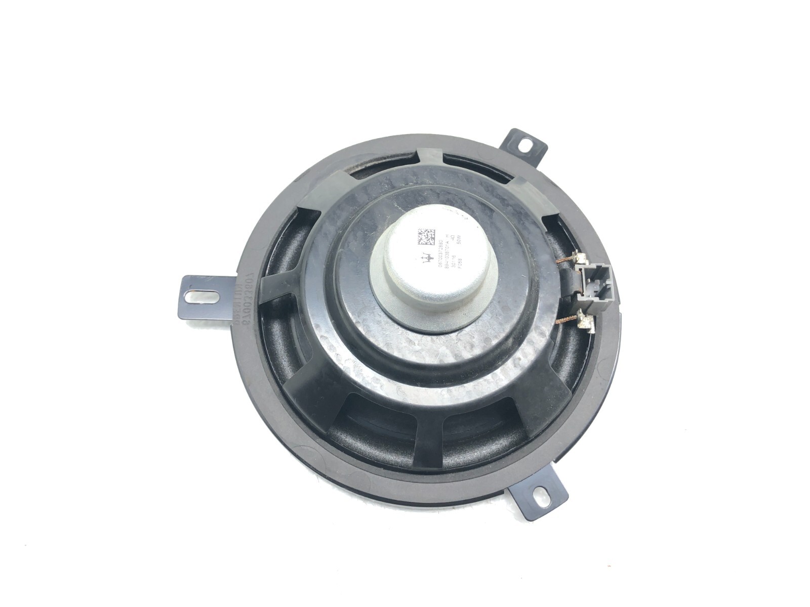 2017-2022 MASERATI LEVANTE DOOR AUDIO SPEAKER OEM.