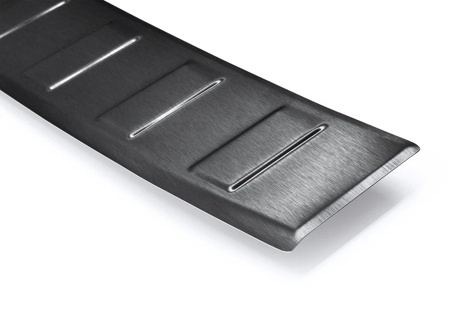 Protector de borde de carga de acero inoxidable antracita adecuado para Volvo XC60 2 07/2017- - Imagen 3 de 4