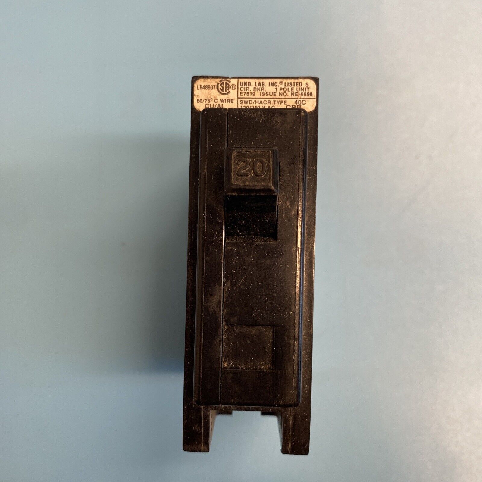 Foto 1 di 7
