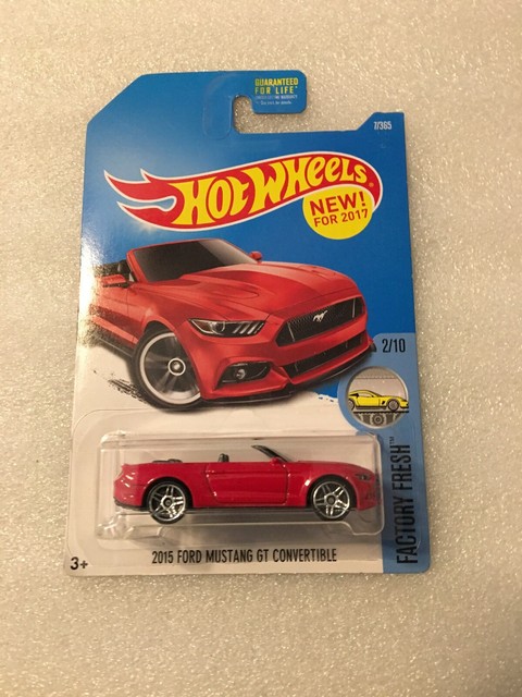 hot wheels 2015 ford mustang gt convertible