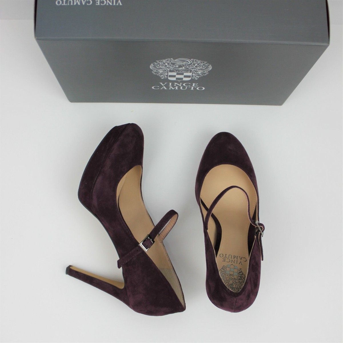 Amazon.com | Vince Camuto Women Suede Size 6 Vince Camuto Joshlynn HiHeel display picture 1