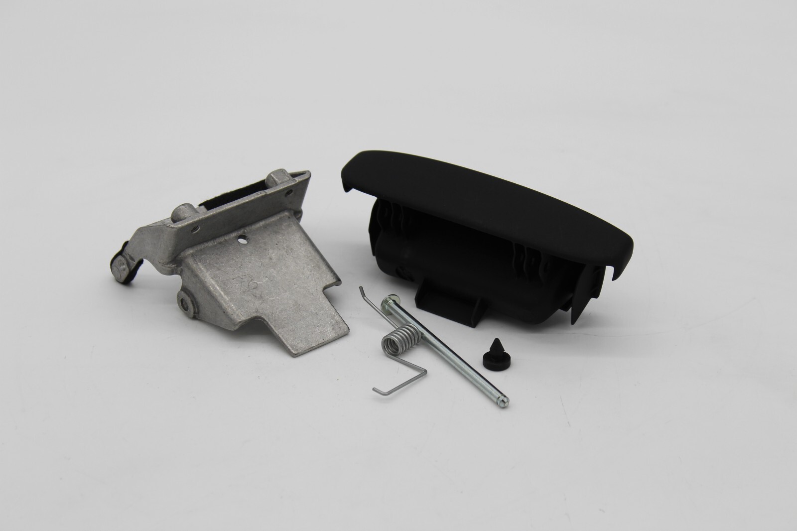 Maserati Handle Kit Quattroporte Factory OEM P/N 980139669