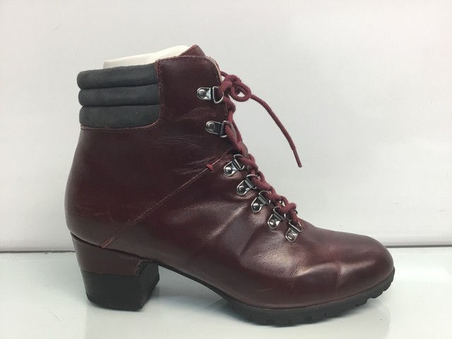 women's water resistant ankle boots