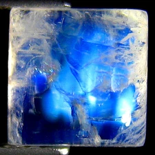 2.96Ct UNHEATED BLUE MOON STONE CAB GEM FROM SRILANKA