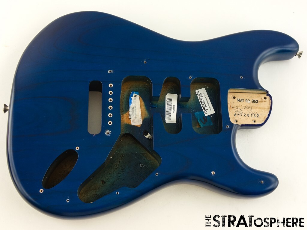 USA Fender Cory Wong Stratocaster Strat, BODY Lacquer Sapphire