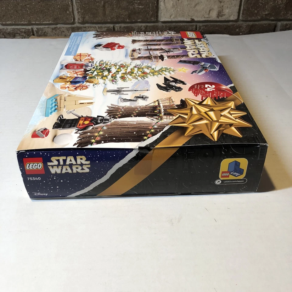 LEGO Star Wars 2022 Advent Calendar 75340 NEW Darth Vader Christmas Sweater MDX - Image 3 of 4