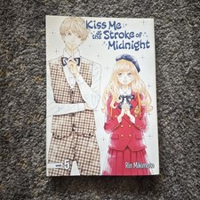 Kiss Me at the Stroke of Midnight 5 by Mikimoto, Rin