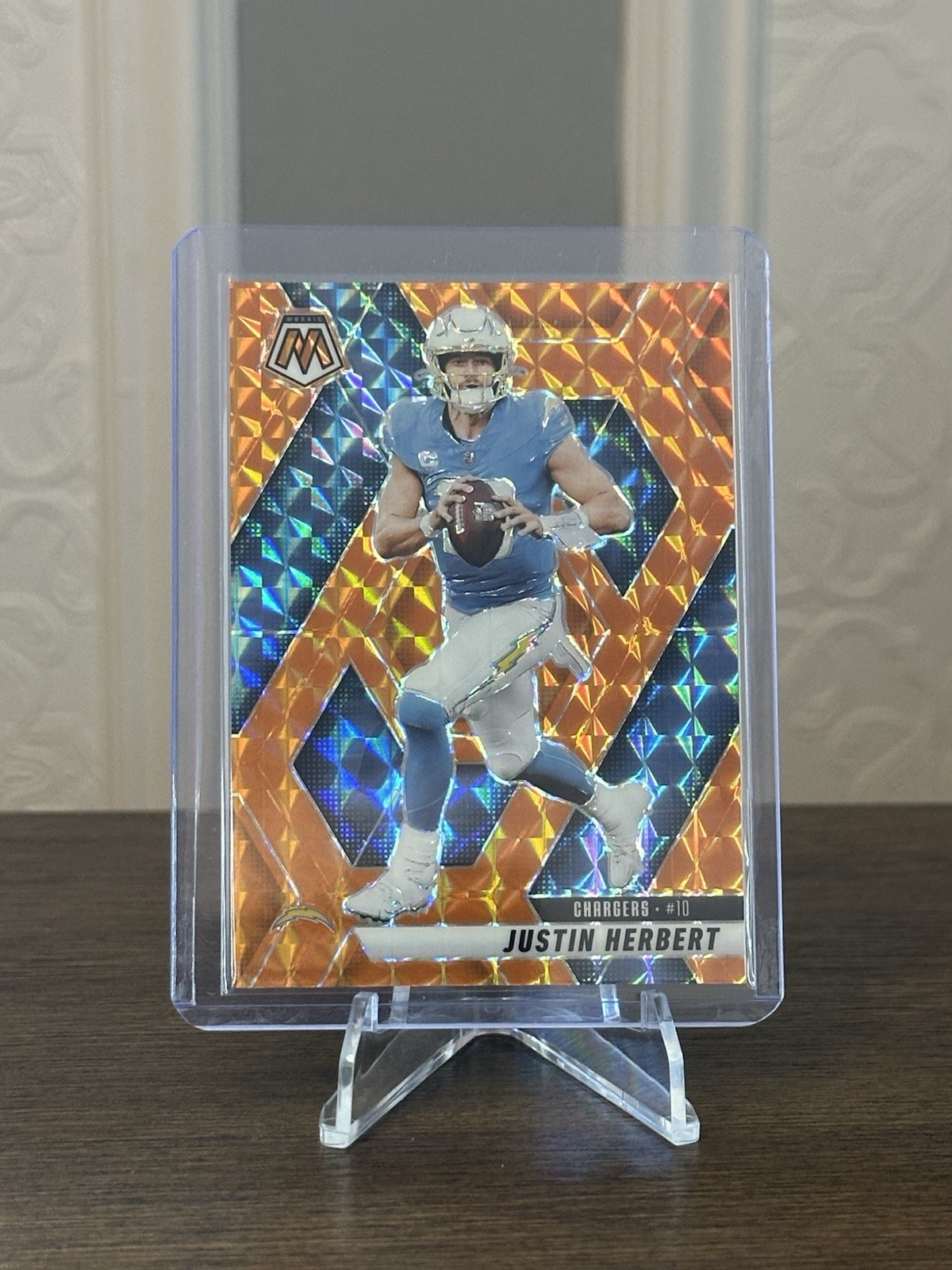 2024 Panini Mosaic - Justin Herbert #120 Orange Mosaic Prizm /199