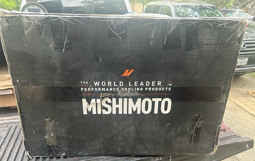 Mishimoto Performance 2-Row Aluminum Radiator fits 2005-2013 Chevy Corvette C6 - Picture 3 of 10