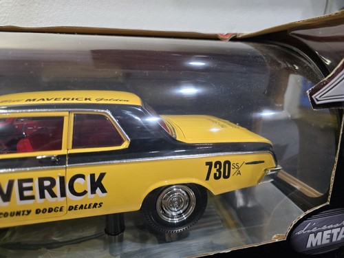 MIB ERTL HIGHWAY 61 1964 DODGE 330 SUPERSTOCK BILL MAVERICK GOLDEN 1:18 SCALE - Picture 5 of 9