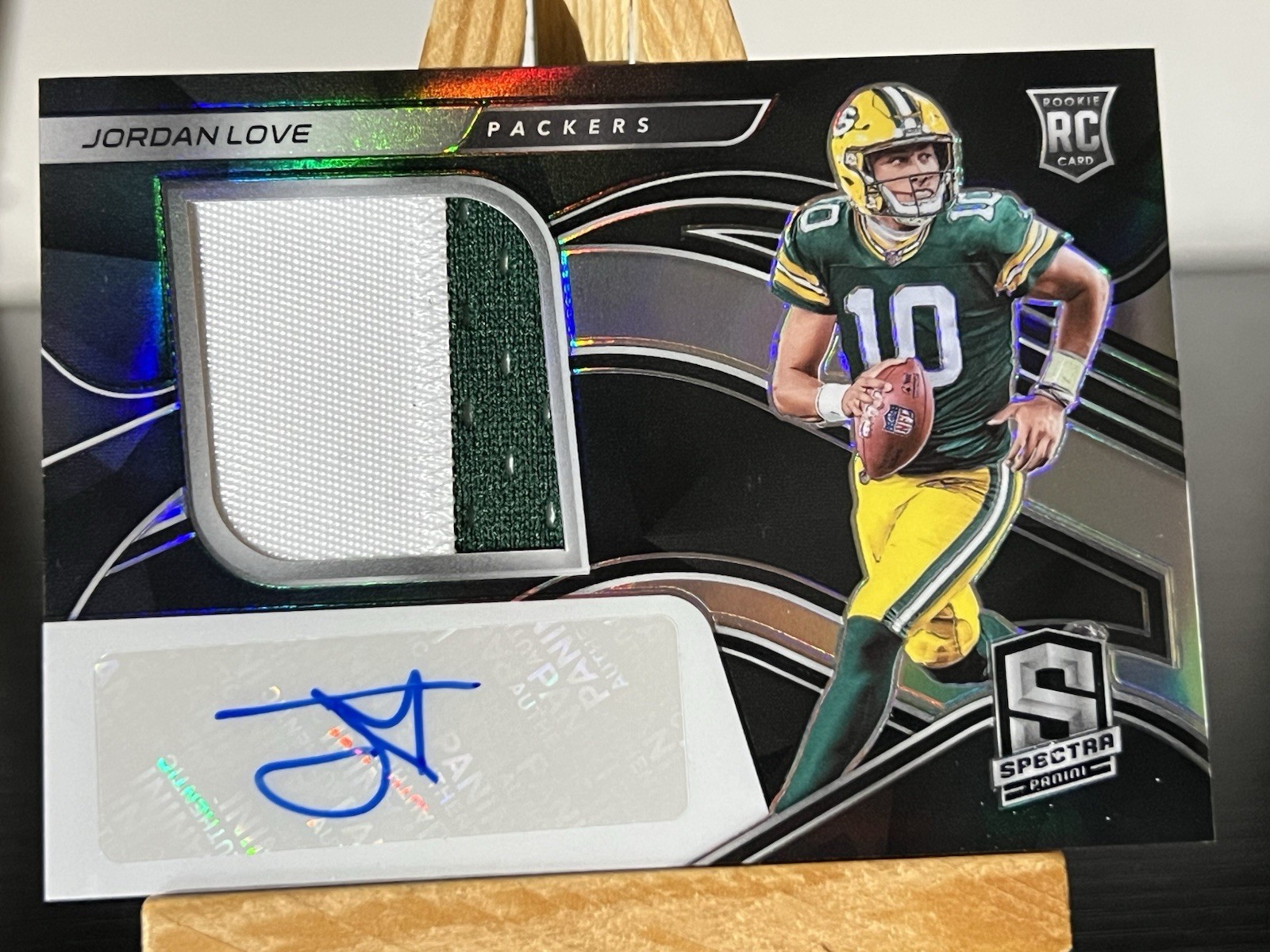 2020 Panini Spectra - Rookie Patch Autographs Jordan Love #204 /99