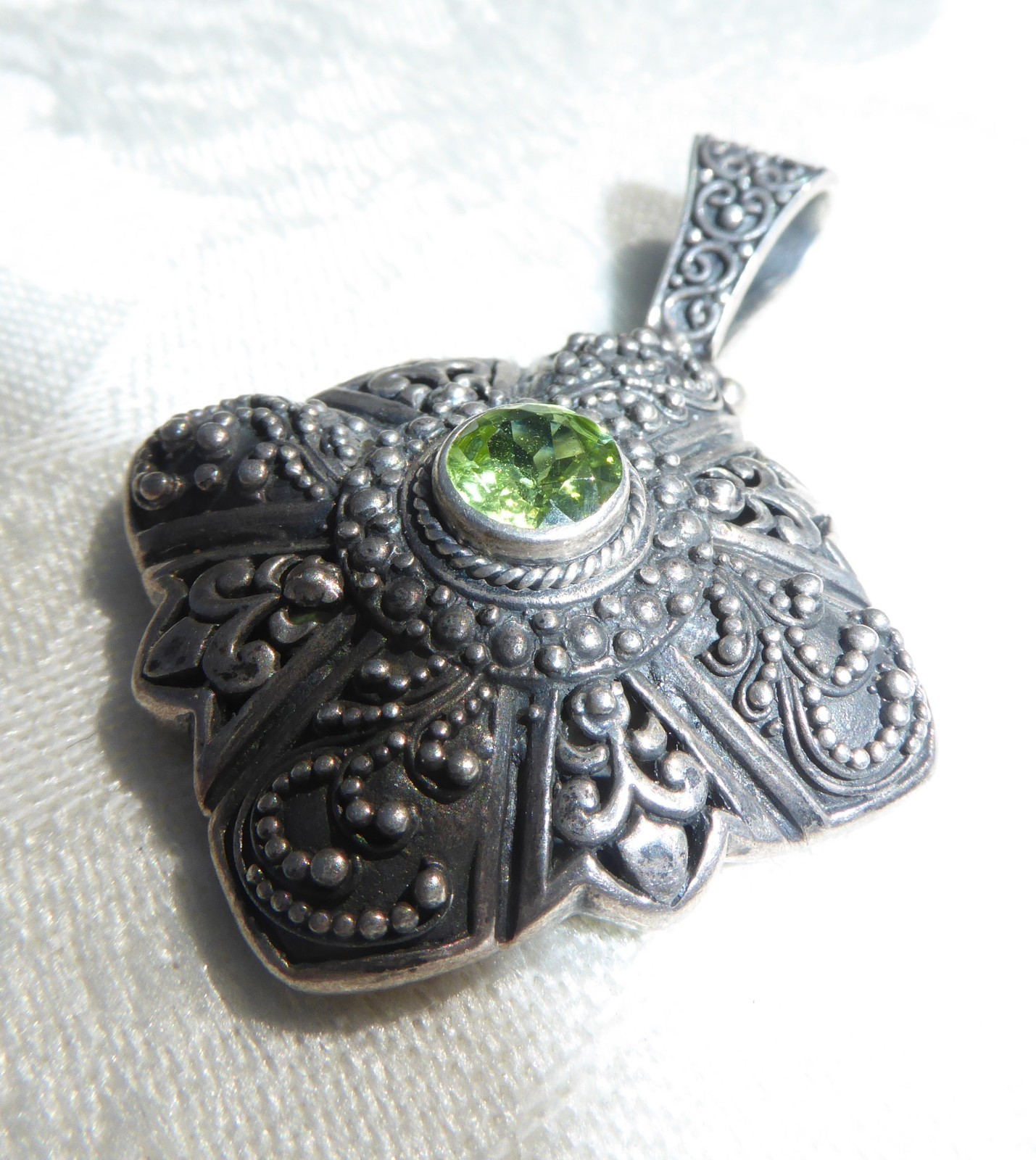 SPECTACULAR STERLING SILVER PERIDOT DETAILED LARGE PENDANT SIGNED SARDA 925 Nice