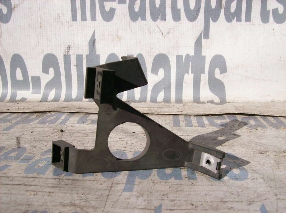 1997-2001 CADILLAC CATERA OEM ПРАВАЯ ФАРА ФАРА ФАРА ЛАМПА НАПОЛНИТЕЛЬ КРОНШТЕЙН - Изображение 4 из 4