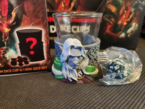 Dungeons and Dragons Mini Dice Cups w/ Dice Set Choose - Style/Color - Picture 14 of 23