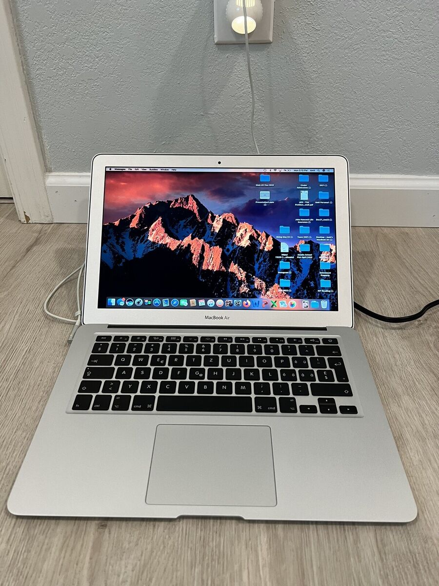 MacBook Air 13 inch mid 2011 1.7 GHz Core i5 4 GB Memory Execellent Condition MacBook Air 13 inch mid 2011 1.7 GHz Core i5 4 GB Memory Execellent Condition