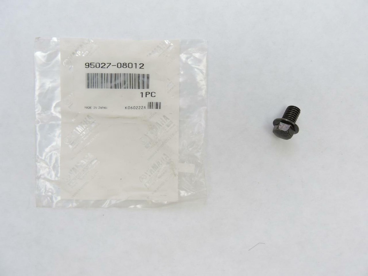 95027-08012 NOS Yamaha Small Flange Bolt TTR125 WR250 WR400 XT350