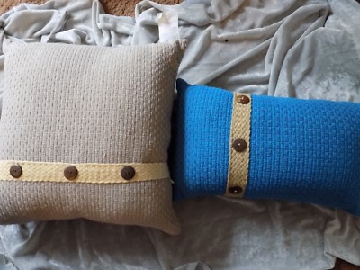 Decorative Throw Pillow Knit Style Buttons Bed Couch Sofa Home Decor NEW!