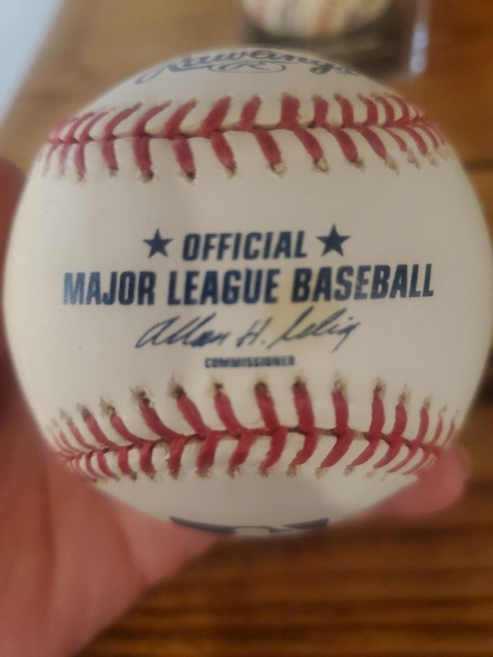 Willie Mays Signed Baseball SAY HEY KID COA Beautiful Autographed San