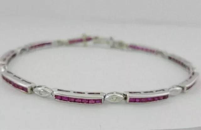 Brazalete tenis princesa y diamante simulado de 12 quilates con acabado en oro blanco de 14 quilates Foto 2 de 4