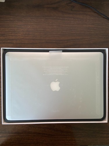 Apple MacBook Pro A1398 15.4" Retina Laptop  - Afbeelding 4 van 5
