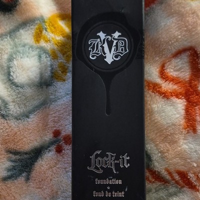 Kat Von D Lock-It Liquid Foundation Deep 79 Warm Full Coverage Matte