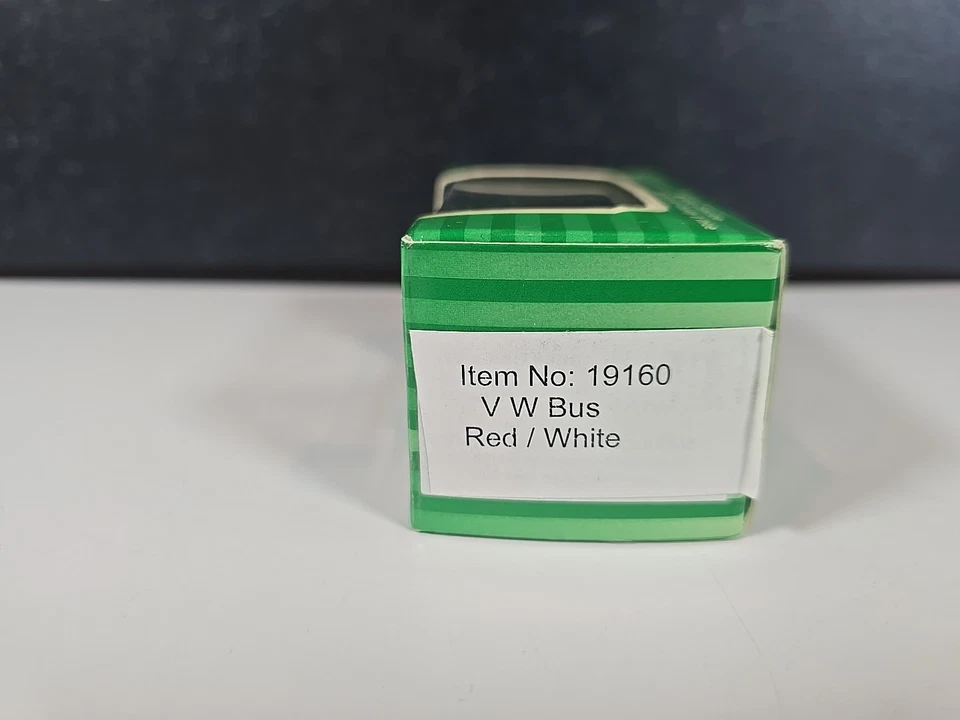 Modelo Power 19160 1:87 HO V W BUS ROJO/BLANCO Foto 2 de 3