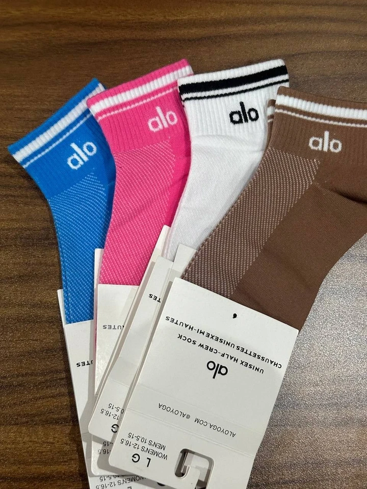 Paquete de 4 calcetines Alo Yoga Throwback Half Crew L azul rosa blanco marrón unisex nuevos con etiquetas Foto 2 de 4