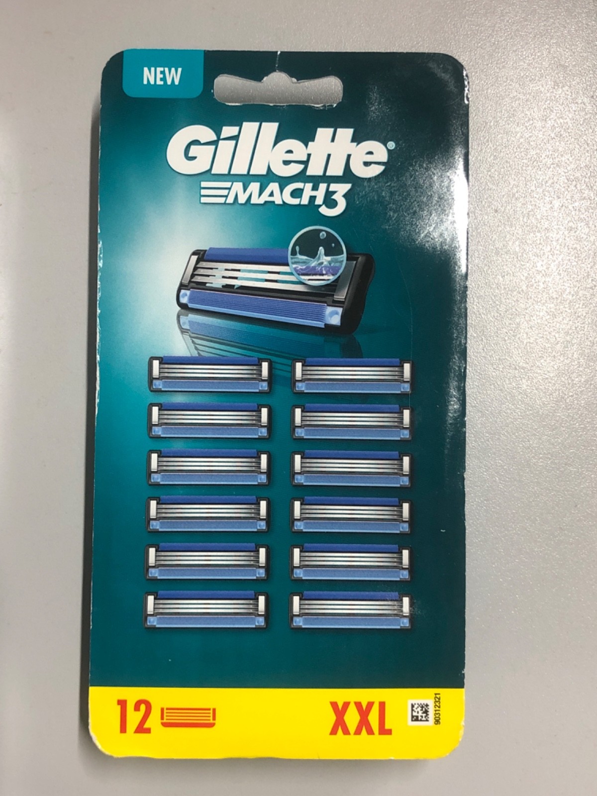 Gillette Mach 3 refill cartridges Pack of 12 - Image 4