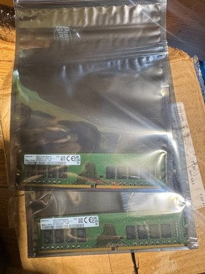 Lenovo FRU: 5m30z71649 Samsung 2X16GB PC4-25600 DDR4-3200 DIMM M378A2G43AB3-CWE