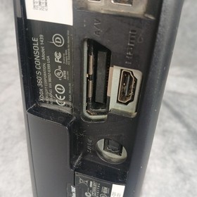 Microsoft Xbox 360 Slim Model 1439 250 GB +Cords +Controller +2 Games - Tested