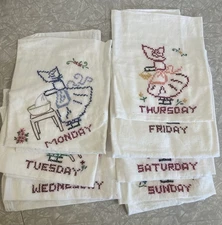 Vintage Linens Monday thru Sunday Lot of Seven