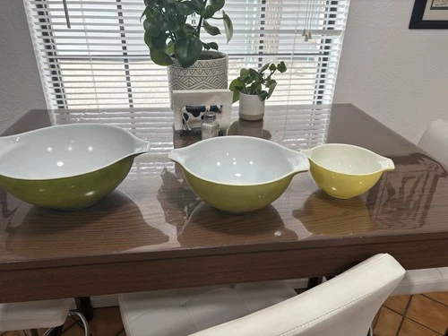 Vtg Pyrex Mixing Bowl Set of 3 Nesting Avocado Verde Cinderella 444 443 441