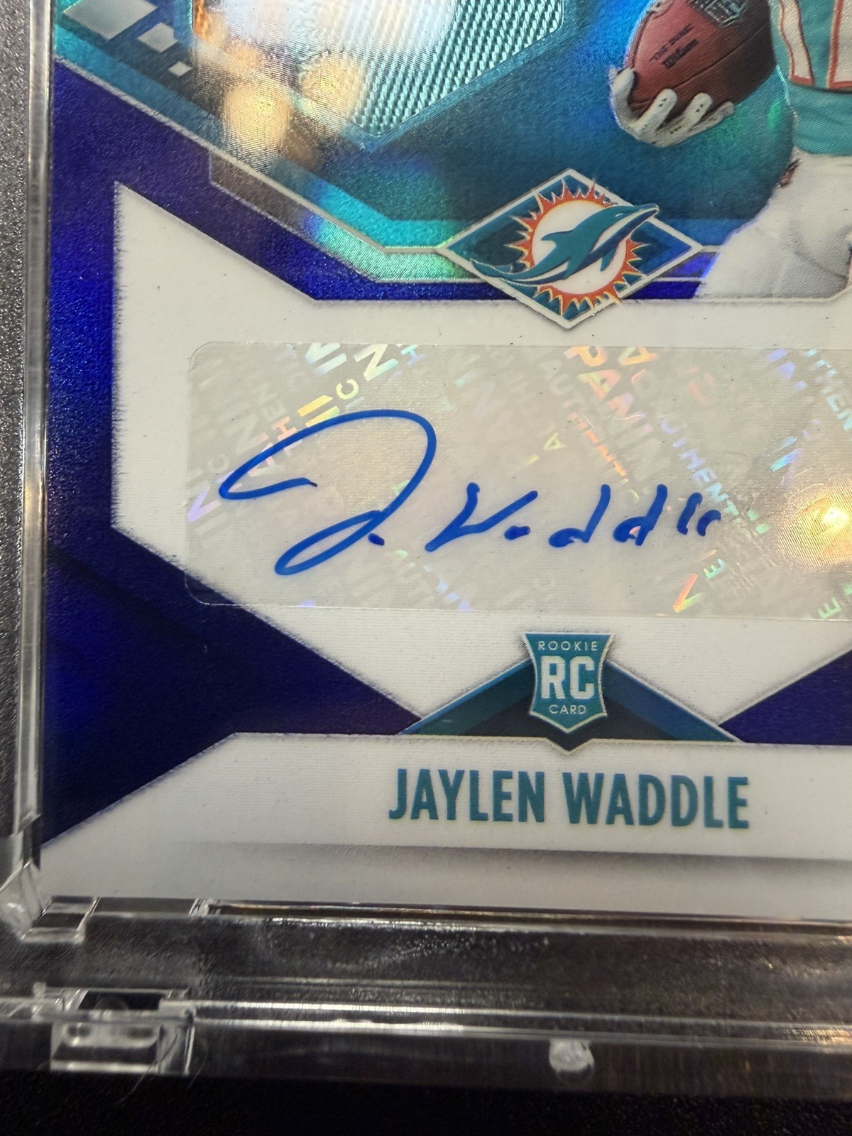 2021 Panini Phoenix - Jaylen Waddle Blue RC RPA Auto Patch /25 #RJA-JWA Dolphins view 6
