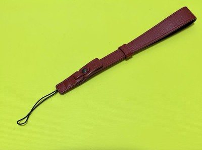 Canon leather camera strap for compact digital cameras, unused, 20cm length
