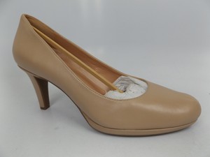 naturalizer michelle taupe