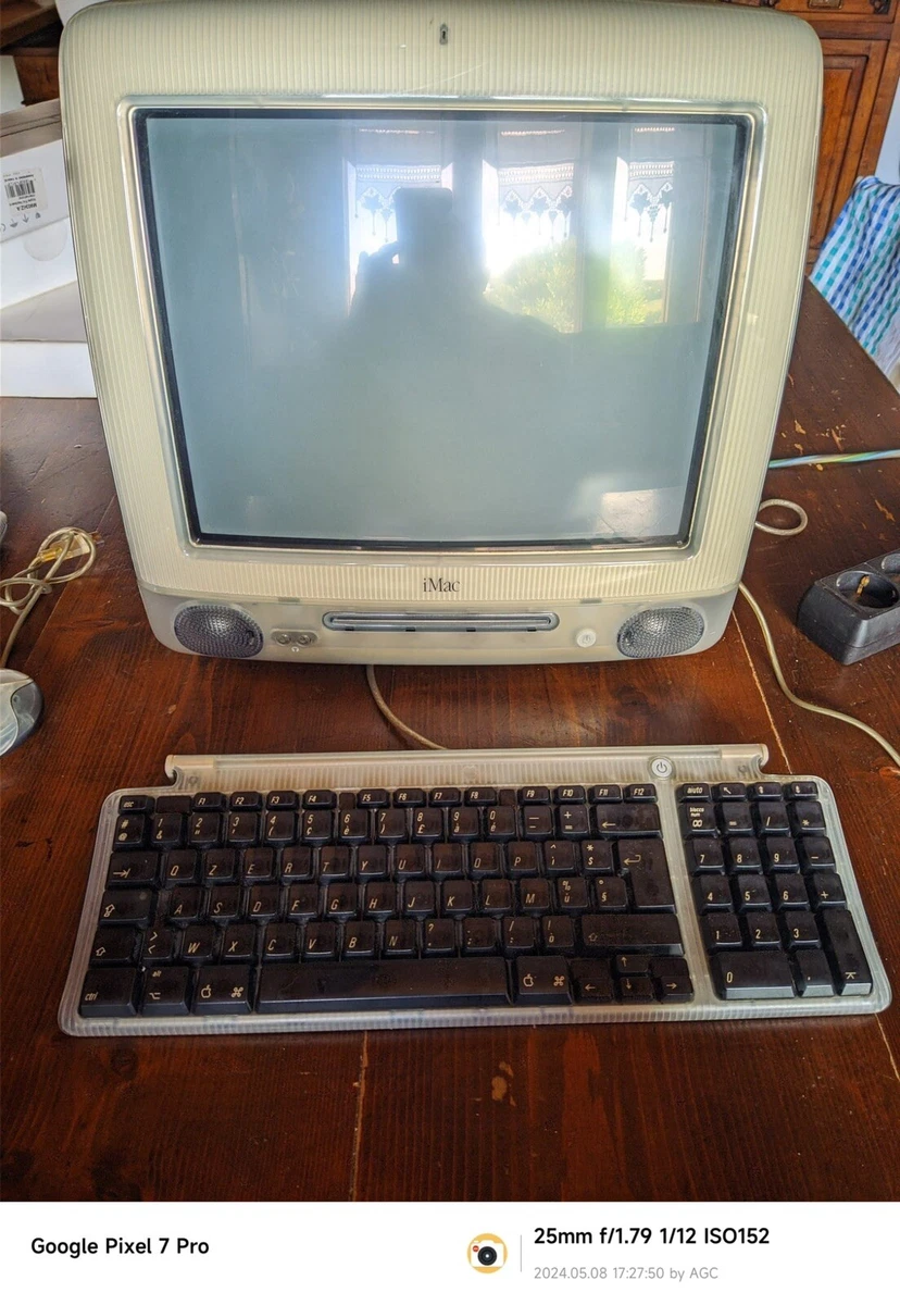 IMac G3 Edición Especial PowerPC 200, 256 MB RAM / MacOS 9.0