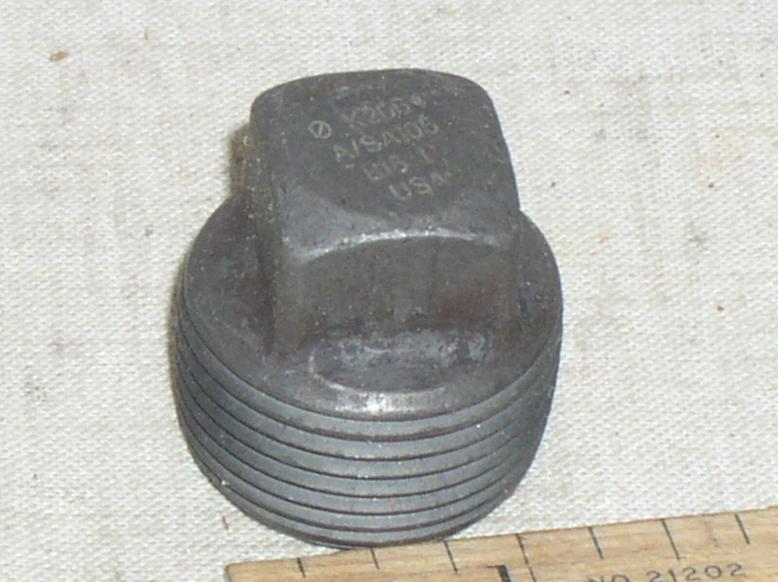 1 NEW 1" INCH SOLID BLACK CAST IRON PIPE M-NPT FITTING SQUARE HEAD END PLUG USA
