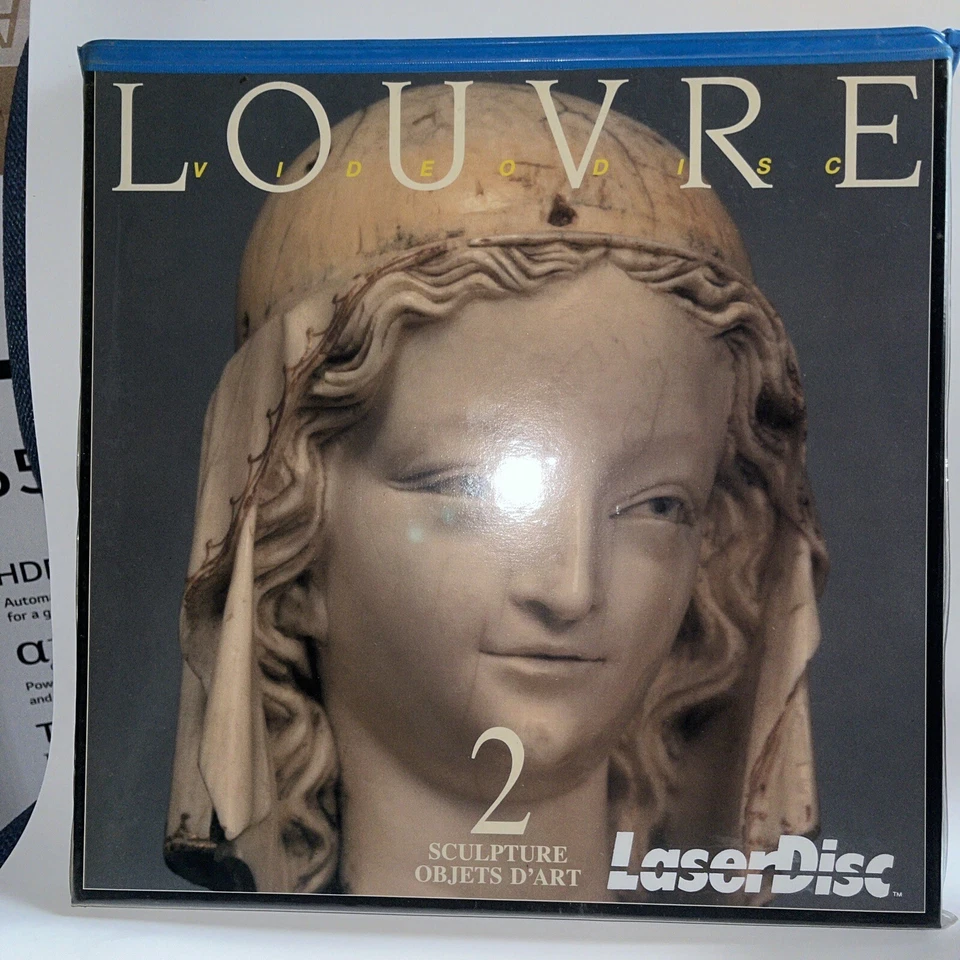 LOUVRE VIDEODISC SCULPTURES OF ART VOLUME #2 LASERDISC EX+. condition - Image 2 of 4