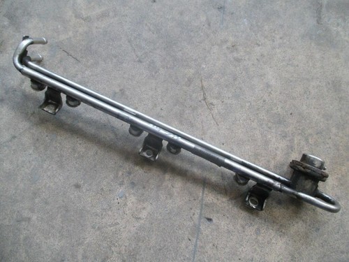 V5 Einspritzleiste für Einspritzdüsen VW Golf 4 Bora AGZ 071133317A 5-Zylinder