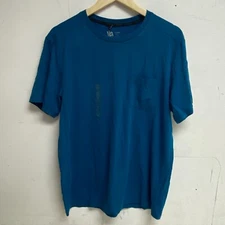 VRST Men's Essential Pocket Tee Ocean Teal MAX100354 BRAND NEW
