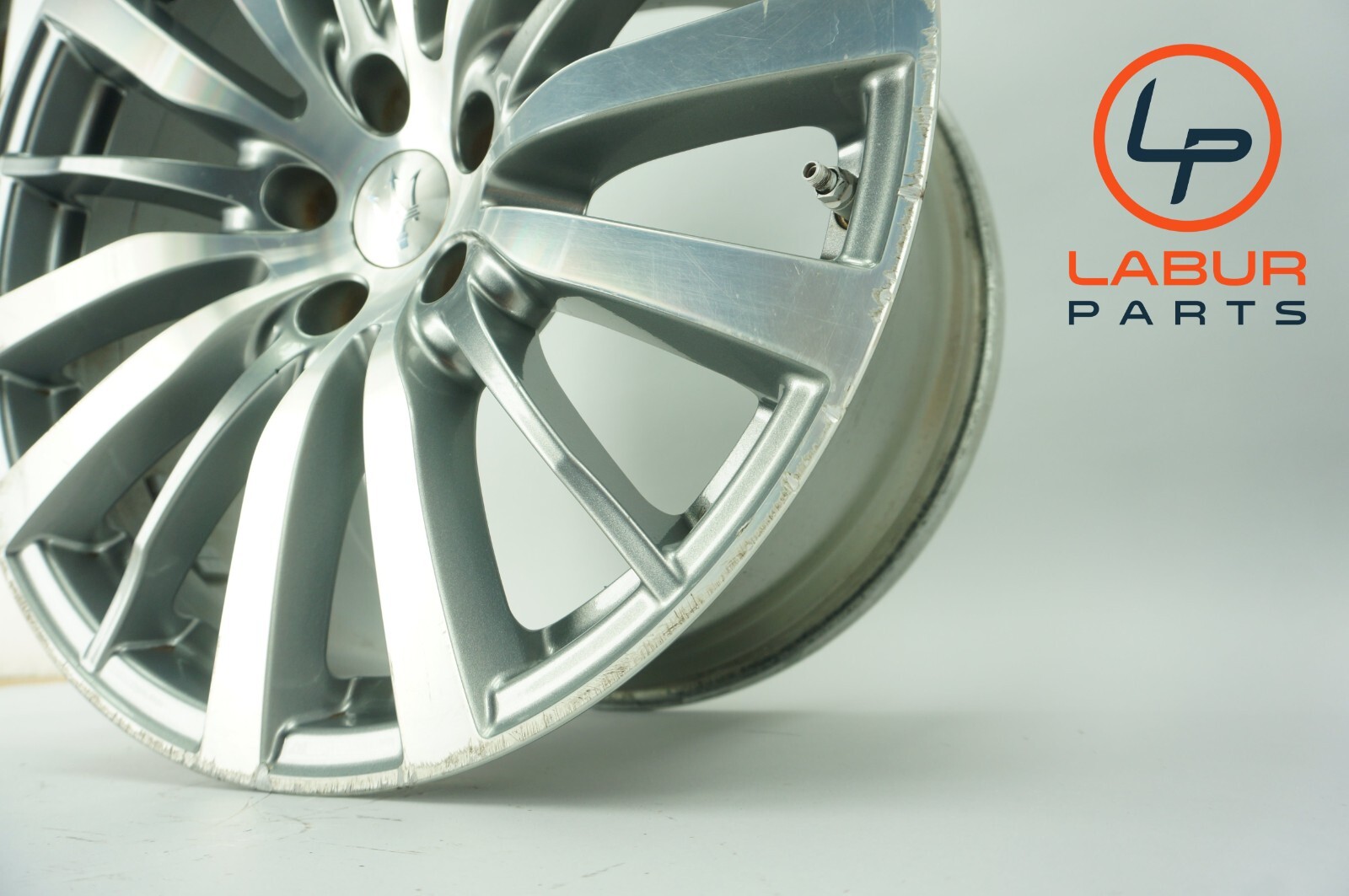 M157 14-20 Maserati Ghibli 19" Rear Left or Right Wheel Rim 10Jx19H2 ET40 W940