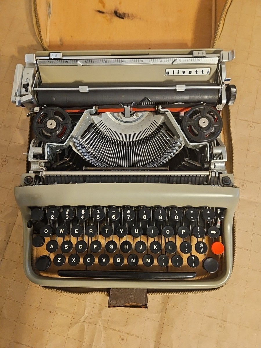 Vintage 1950 Olivetti Lettera 22 Typewriter w/ Case | eBay